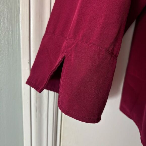 Dressbarn 2X berry color button up shirt princess seam flip cuff long sleeve - Picture 5 of 10